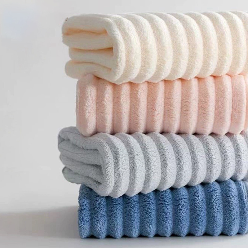 منشفة حمام منزلية ناعمة وسميكة - مراجعة Spa Towel وسعره