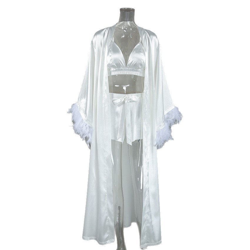 طقم من ثلاث قطع من الرداء المز - مراجعة Bathrobe وسعره