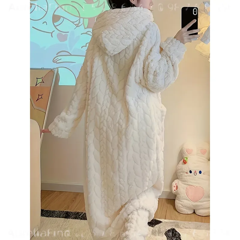 روب نسائي من الفلانيل لفصلي ال - مراجعة Bathrobe وسعره